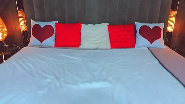 Snapshot of BettyDark chatting on March 2026 04:47:01 AM BettyDark online show from March 2026 04:47:01 AM