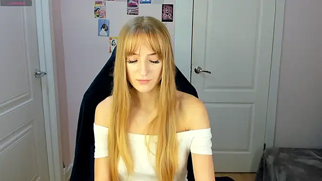 Snapshot of Stacy_River chatting on December 2024 08:22:02 AM Stacy River online show from December 2024 08:22:02 AM