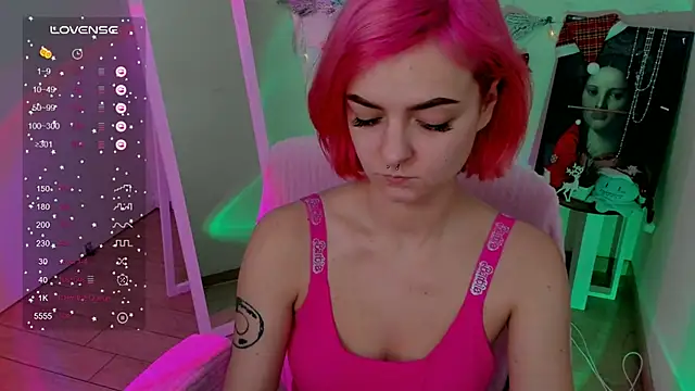 Fire Bestie online show from December 2024 01:58:01 PM