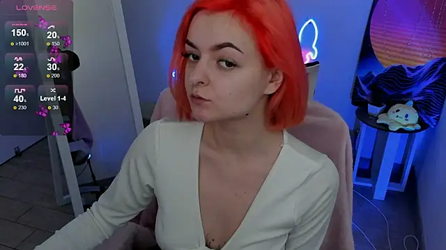 Fire Bestie online show from March 2025 06:59:02 AM