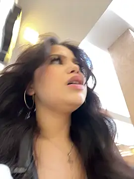 Chloe  Moon online show from September 2025 03:11:01 PM