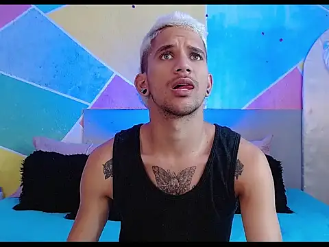 tylor boy online show from March 2026 07:42:01 PM