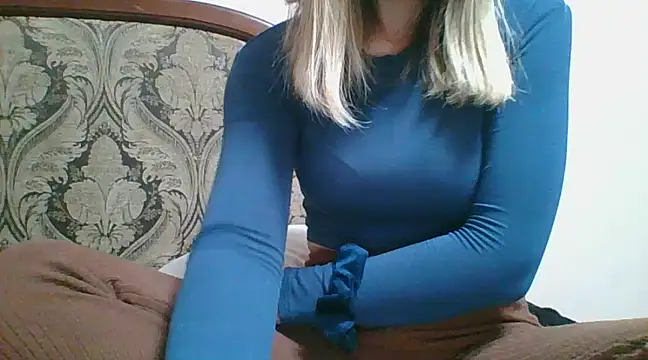 Emma 99 online show from January 2025 05:51:02 PM