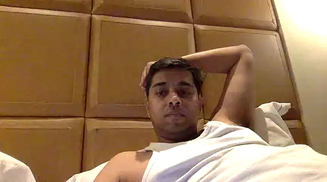 xavier2177 online show from December 2024 07:00:02 PM