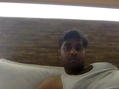 xavier2177 online show from March 2026 06:58:02 PM