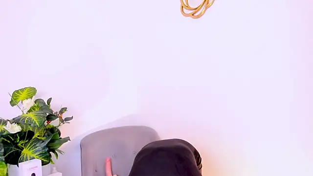 DakottaHill online show from February 2025 05:26:01 PM