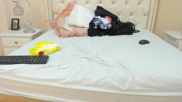 Snapshot of Matthew_Dixonn chatting on December 2024 11:46:01 AM Matthew Dixonn online show from December 2024 11:46:01 AM