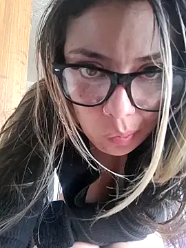 Sweel Leyva18 online show from May 2026 10:05:01 PM