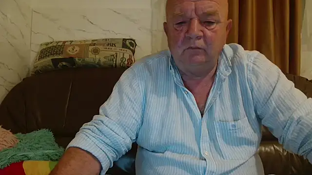 fullballs6 online show from November 2025 03:06:01 AM