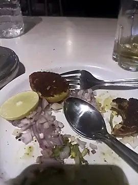 wildfox566 online show from November 2025 04:44:01 PM