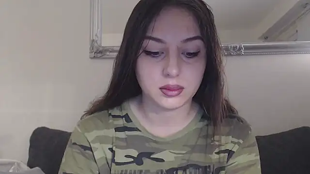 courtneyPerfect online show from December 2024 07:54:02 AM