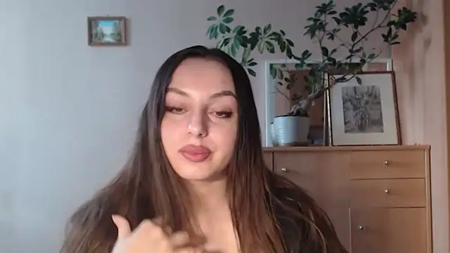 courtneyPerfect online show from January 2025 07:45:02 AM