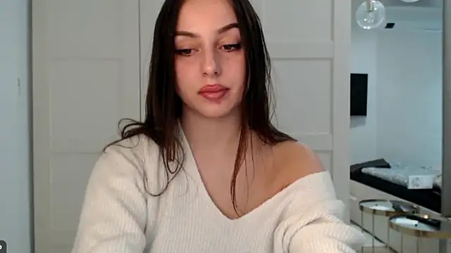 courtneyPerfect online show from November 2025 09:19:02 AM