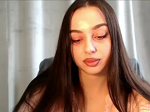 courtneyPerfect online show from January 2026 10:43:01 AM