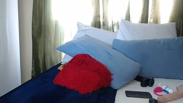 Foxybrownxx1 online show from November 2025 07:28:01 AM