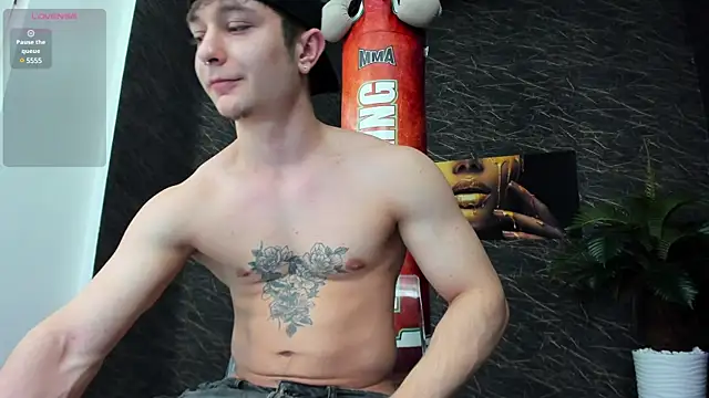 leonardsmith01 online show from January 2025 08:31:02 PM