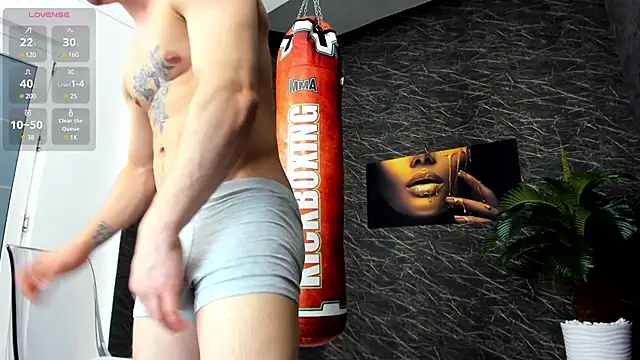 leonardsmith01 online show from January 2025 08:15:01 PM