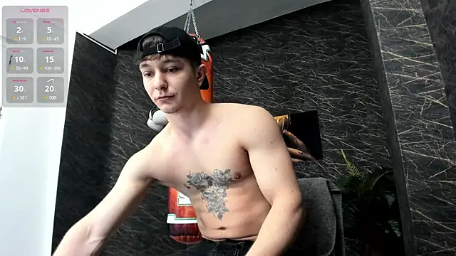 leonardsmith01 online show from January 2025 08:36:02 PM