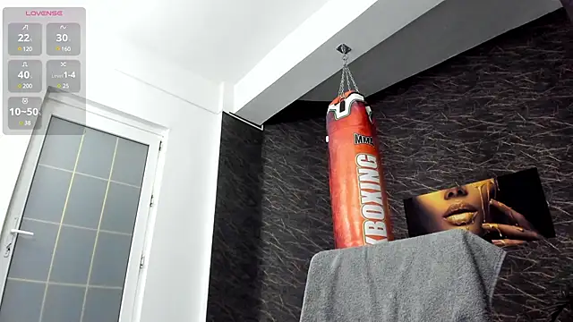 leonardsmith01 online show from February 2025 08:44:02 PM