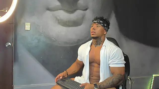 bradley smith online show from February 2025 10:15:02 AM