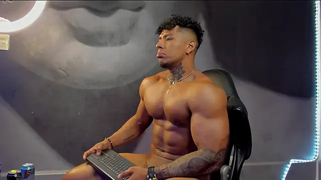 bradley smith online show from February 2025 08:03:01 AM