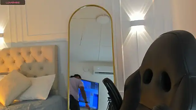 bradley smith online show from September 2025 02:57:02 AM