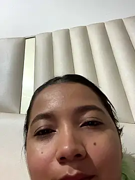 queen angelique online show from January 2026 02:38:01 AM