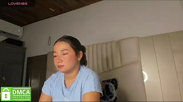 queen angelique online show from February 2026 02:50:02 AM