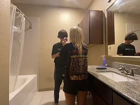 girlfriendmissy online show from December 2024 08:25:02 PM