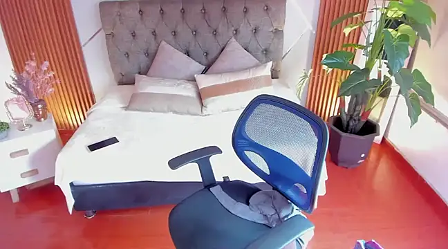 SofiaGomez420 online show from January 2025 07:52:01 PM