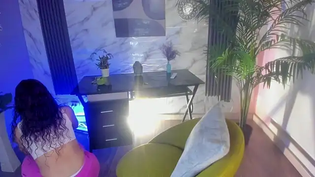 SofiaGomez420 online show from February 2025 06:08:01 AM