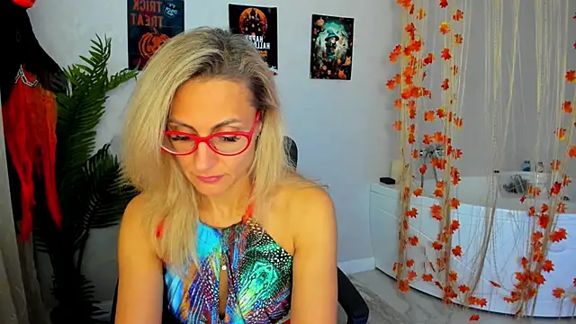 MuseOfStage online show from November 2025 11:34:02 AM