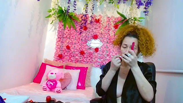 BLONDE SEXYHOT online show from October 2025 08:57:02 AM