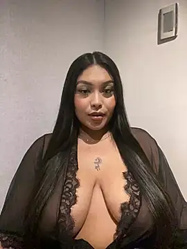 Kendall-Moll online show from March 2025 02:20:02 AM