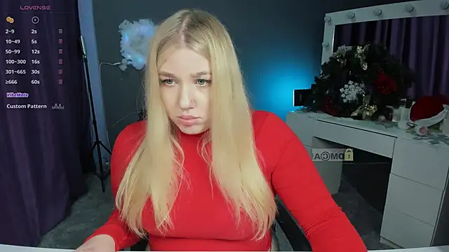 Snapshot of juli_kisss chatting on January 2025 07:50:02 PM juli kisss online show from January 2025 07:50:02 PM