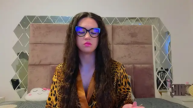 SweetScribe online show from February 2025 06:51:01 AM