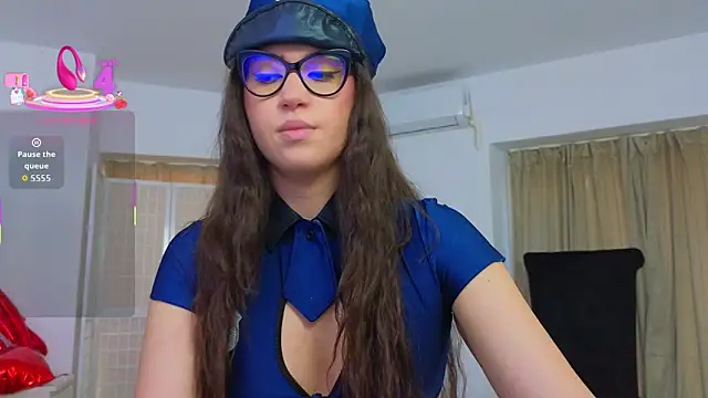 SweetScribe online show from October 2025 06:03:02 AM