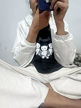 catreena online show from November 2025 06:51:02 PM