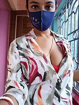 Snapshot of wild_bong_queen chatting on October 2025 09:35:02 AM wild bong queen online show from October 2025 09:35:02 AM