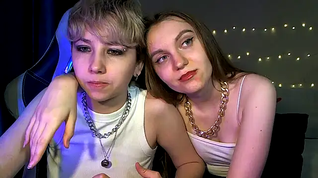 velvetvalkyries online show from March 2025 06:01:02 PM