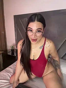 Snapshot of nataliee_foster chatting on April 2026 10:24:02 AM nataliee foster online show from April 2026 10:24:02 AM