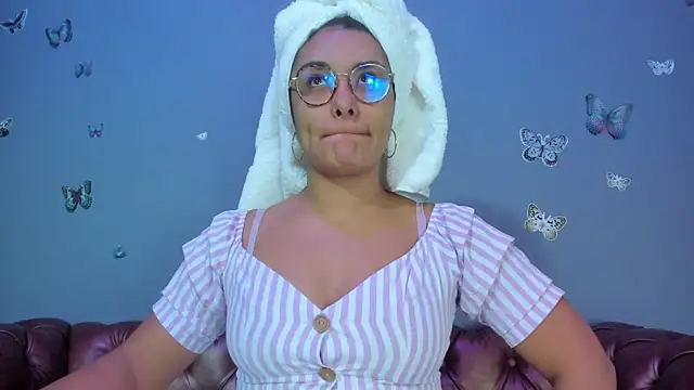 Snapshot of Kaira_mosse chatting on July 2026 12:00:02 PM Kaira mosse online show from July 2026 12:00:02 PM