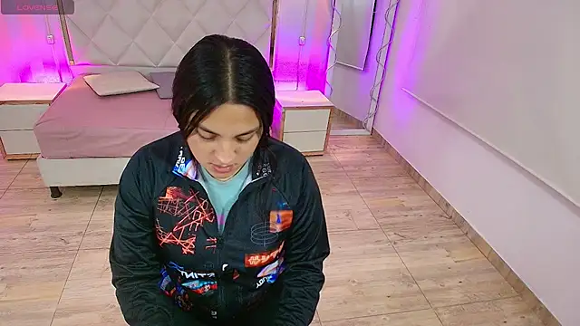 Brendda tay online show from November 2025 03:30:02 AM