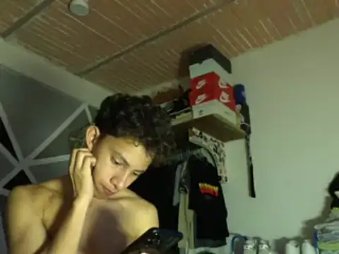 ferchitibellako online show from November 2025 04:12:02 AM