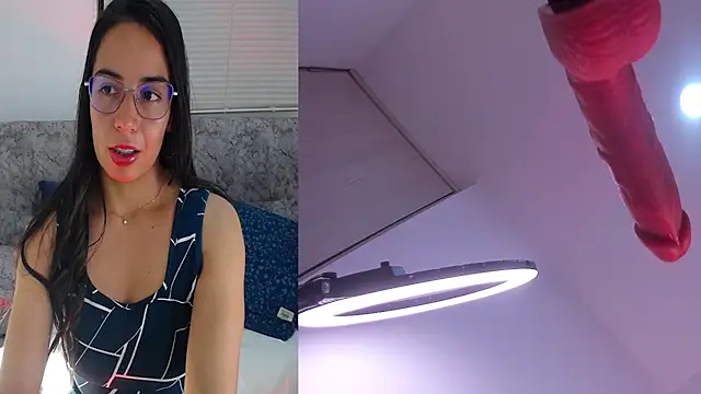 Snapshot of lily_riod chatting on December 2024 07:13:02 AM lily riod online show from December 2024 07:13:02 AM