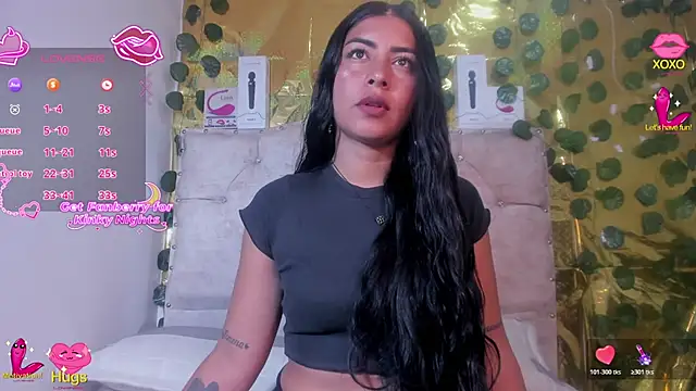 cristalconnorr online show from March 2026 07:46:02 PM