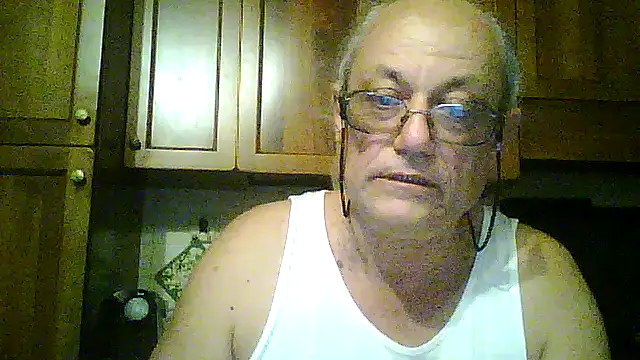 Snapshot of gianbragallini chatting on July 2026 08:01:02 PM gianbragallini online show from July 2026 08:01:02 PM