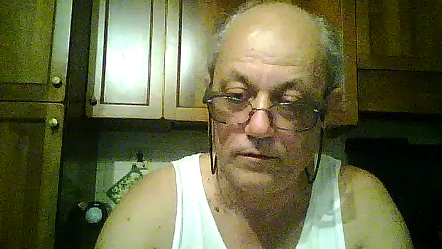 Snapshot of gianbragallini chatting on July 2026 08:52:02 PM gianbragallini online show from July 2026 08:52:02 PM