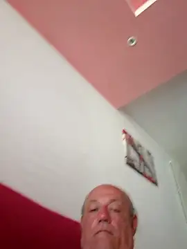 Snapshot of gianbragallini chatting on August 2026 11:57:02 AM gianbragallini online show from August 2026 11:57:02 AM