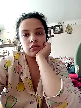Snapshot of ALINA101 chatting on February 2025 07:01:01 AM ALINA101 online show from February 2025 07:01:01 AM